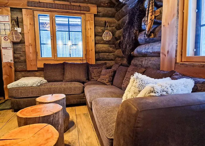 Villa Kelo Huvilla 1 - 10 Henkiloelle, Himos Laensihuippu, 50m² + 60m² Jämsä